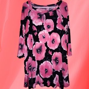 LuLaRoe Cut Out Floral Tunic/Dress